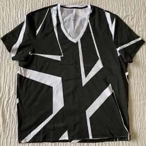 XXL Armani Exchange Geographic V-Neck T-Shirt